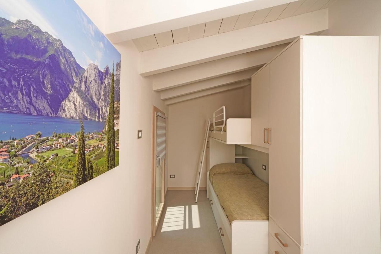 Apartamento Gardaliva 5 Manerba del Garda Exterior foto